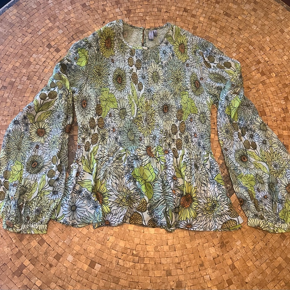 Blank London floral woman’s top size small.